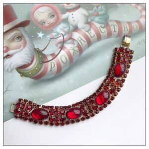 RARE Vintage Exceptional Juliana D & E Red Rhinestone Bracelet